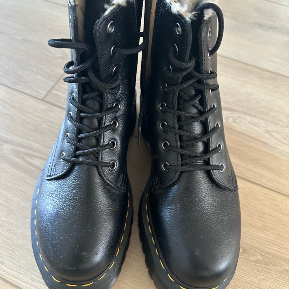 DOC MARTEN Jadon Black Leather Faux Fur Lined Platform Boot - Picture 3 of 14